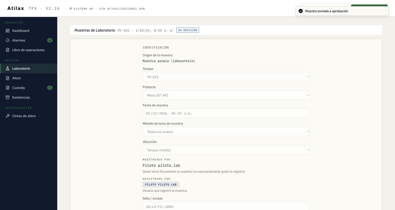 Muestra EN REVISIÓN, con muestreado y registrado por.